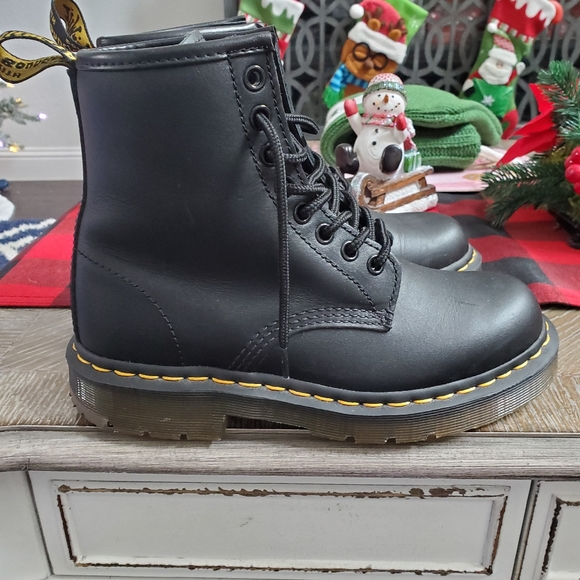 Dr.Martens airwair boots - Picture 1 of 5